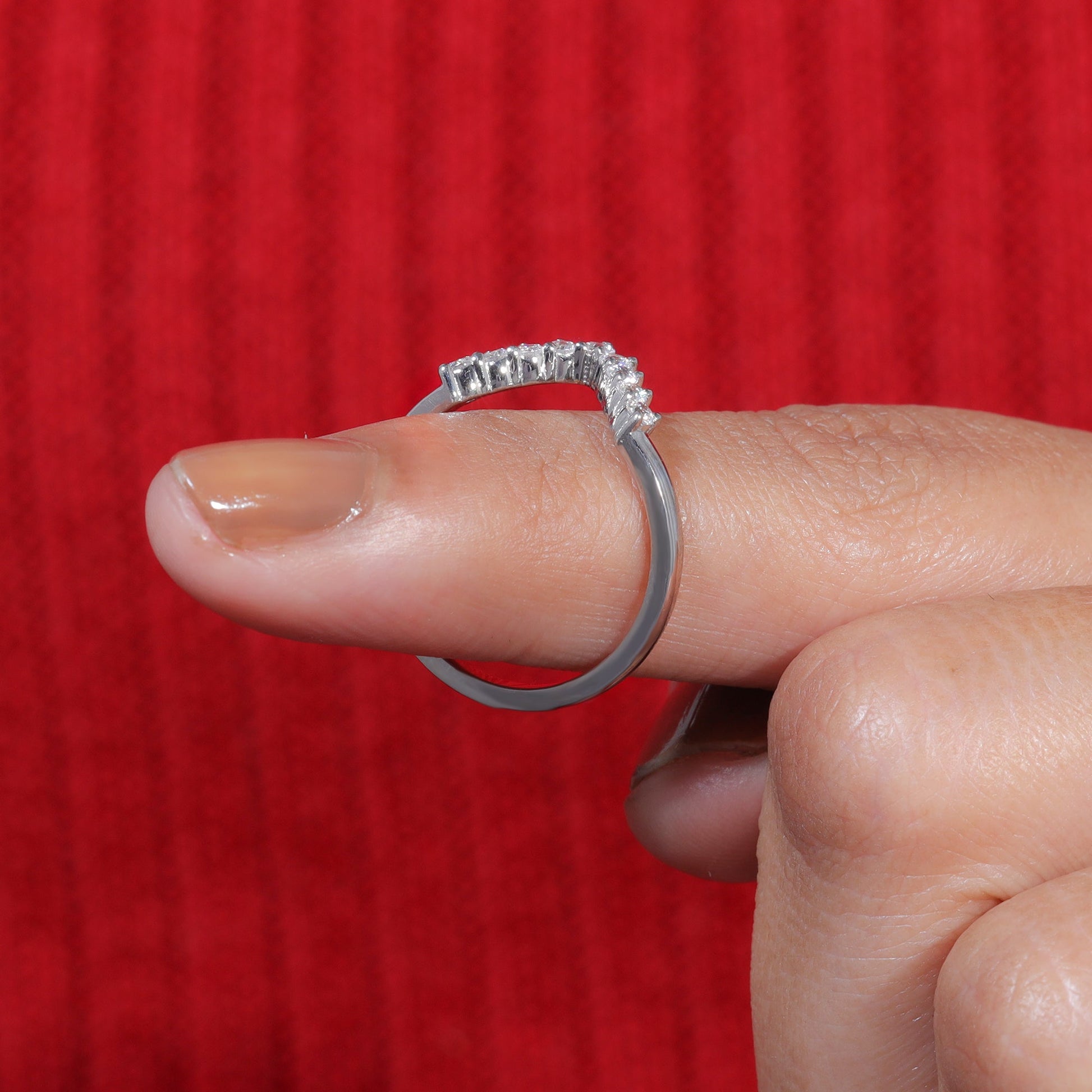 Round Cut Moissanite Chevron Matching Wedding Band