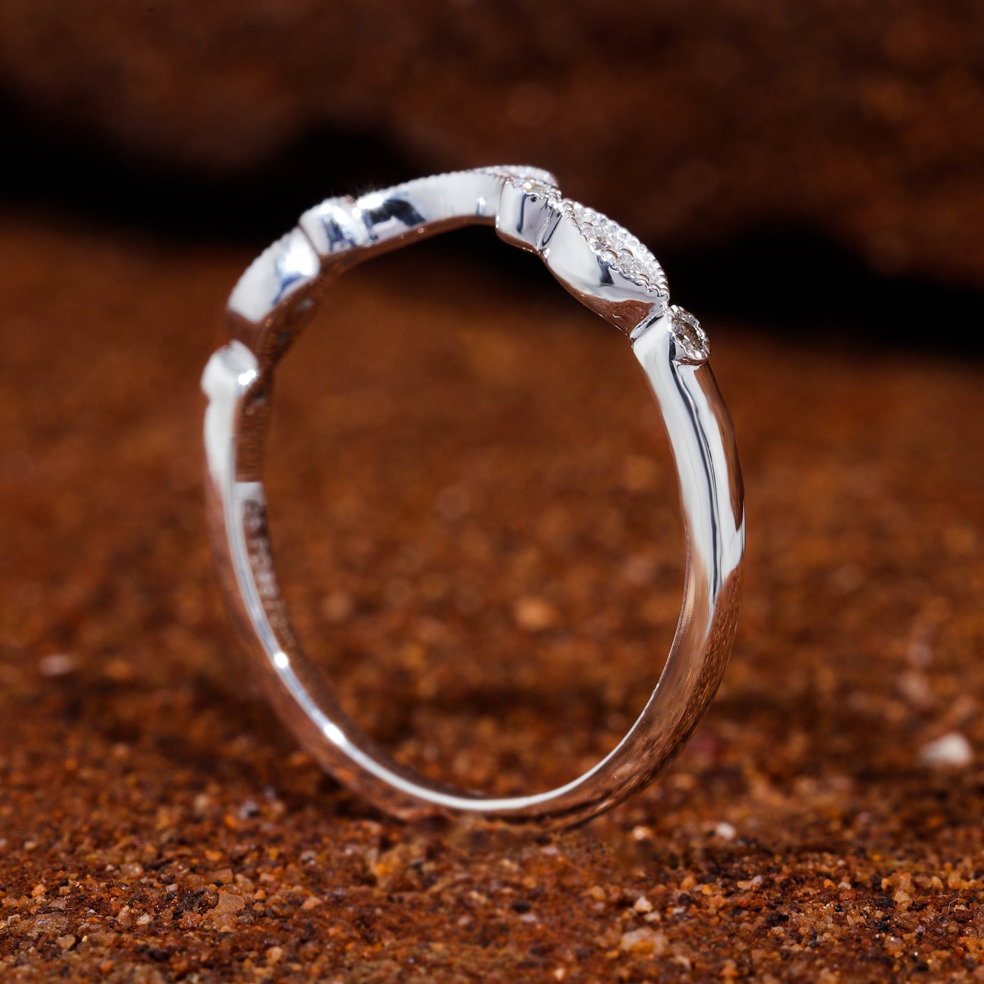 Round Moissanite Vintage Curved Matching Wedding Band