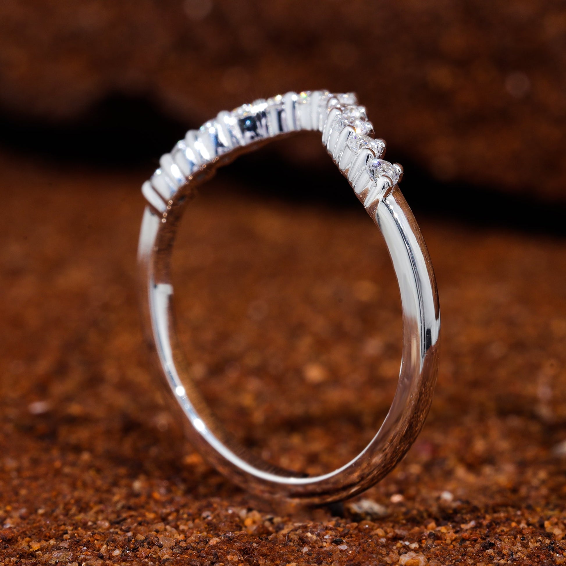 Round Moissanite Curved Dainty Wedding Band