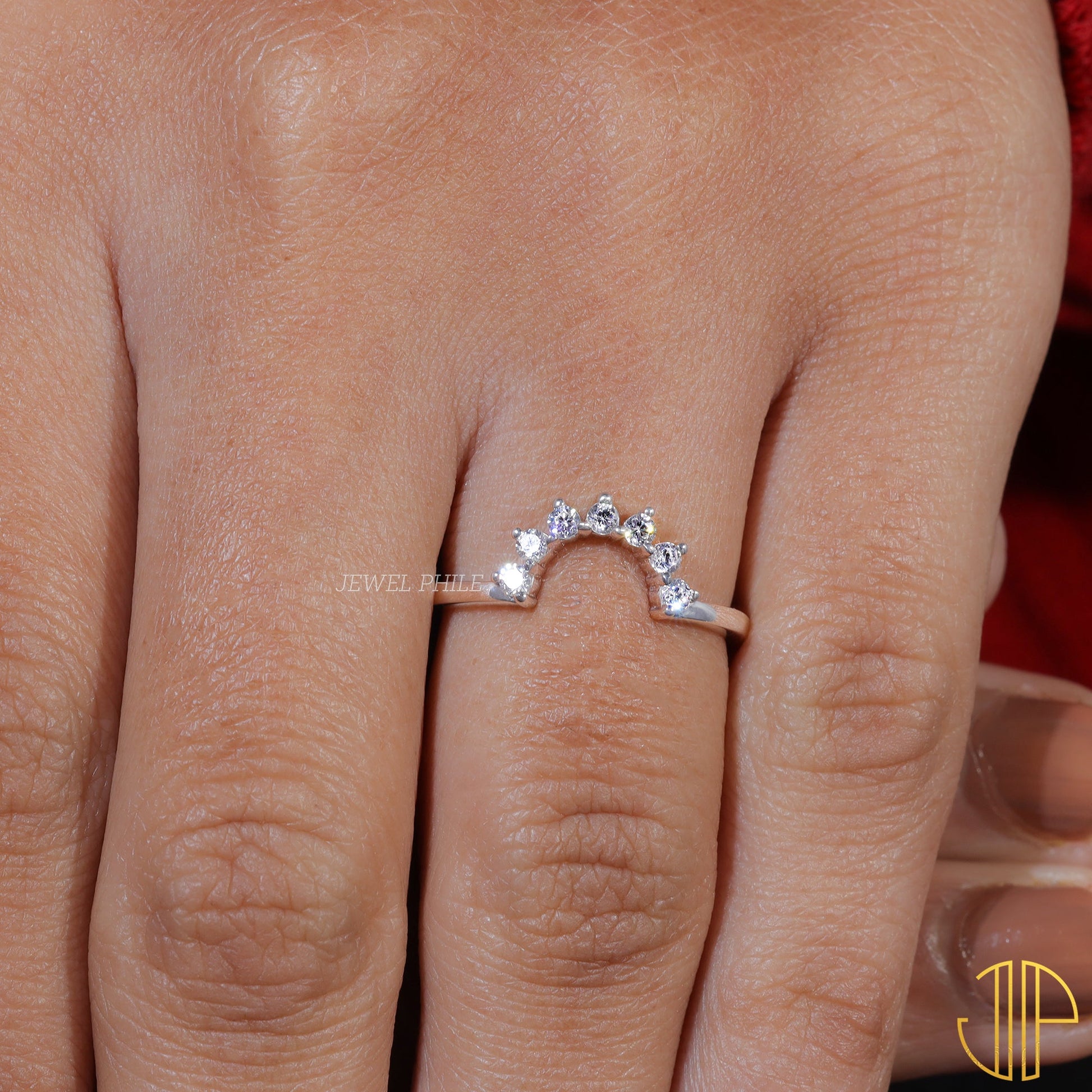 Round Cut Moissanite Curved Art Deco Wedding Band