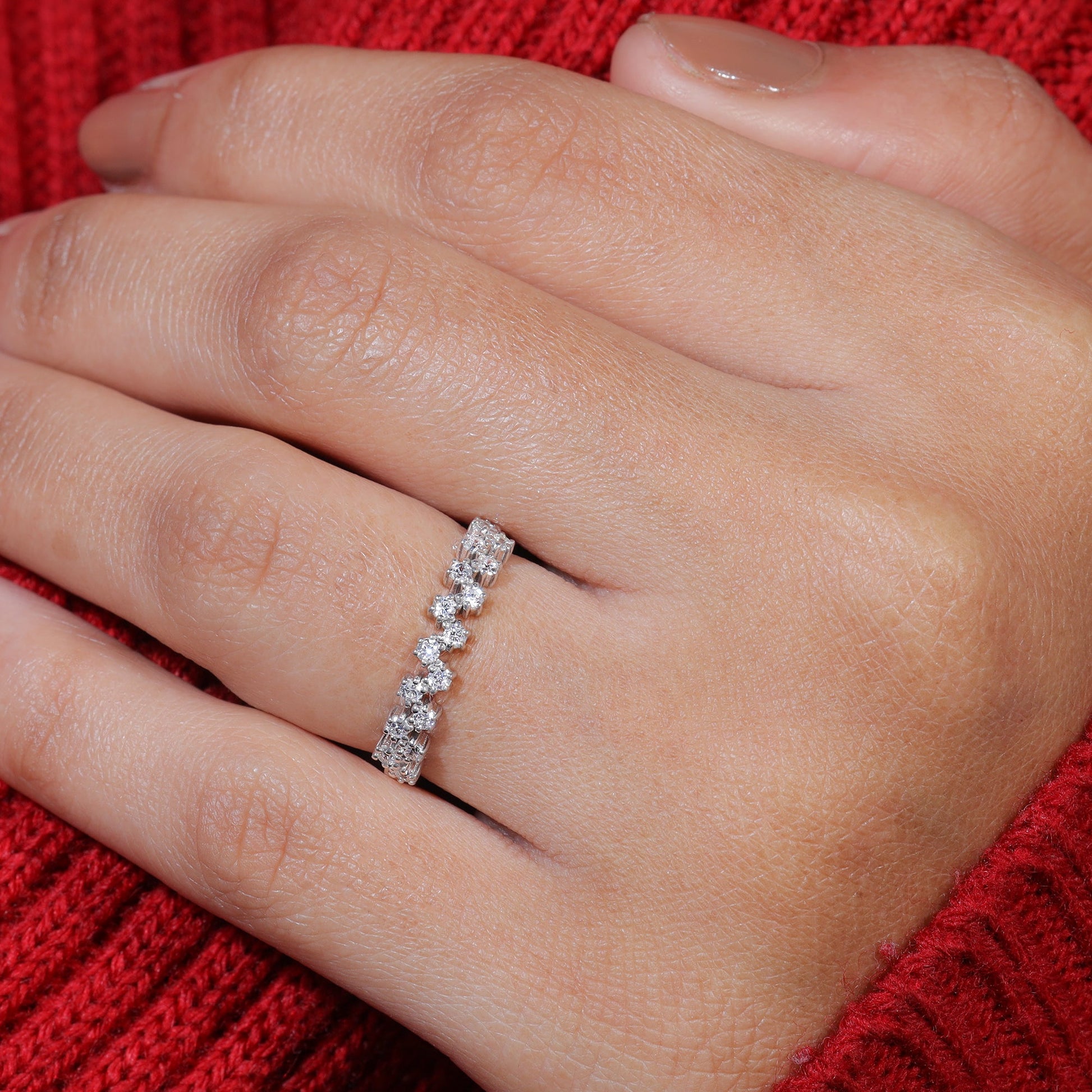 Round Moissanite Set Zig Zag Wedding Band