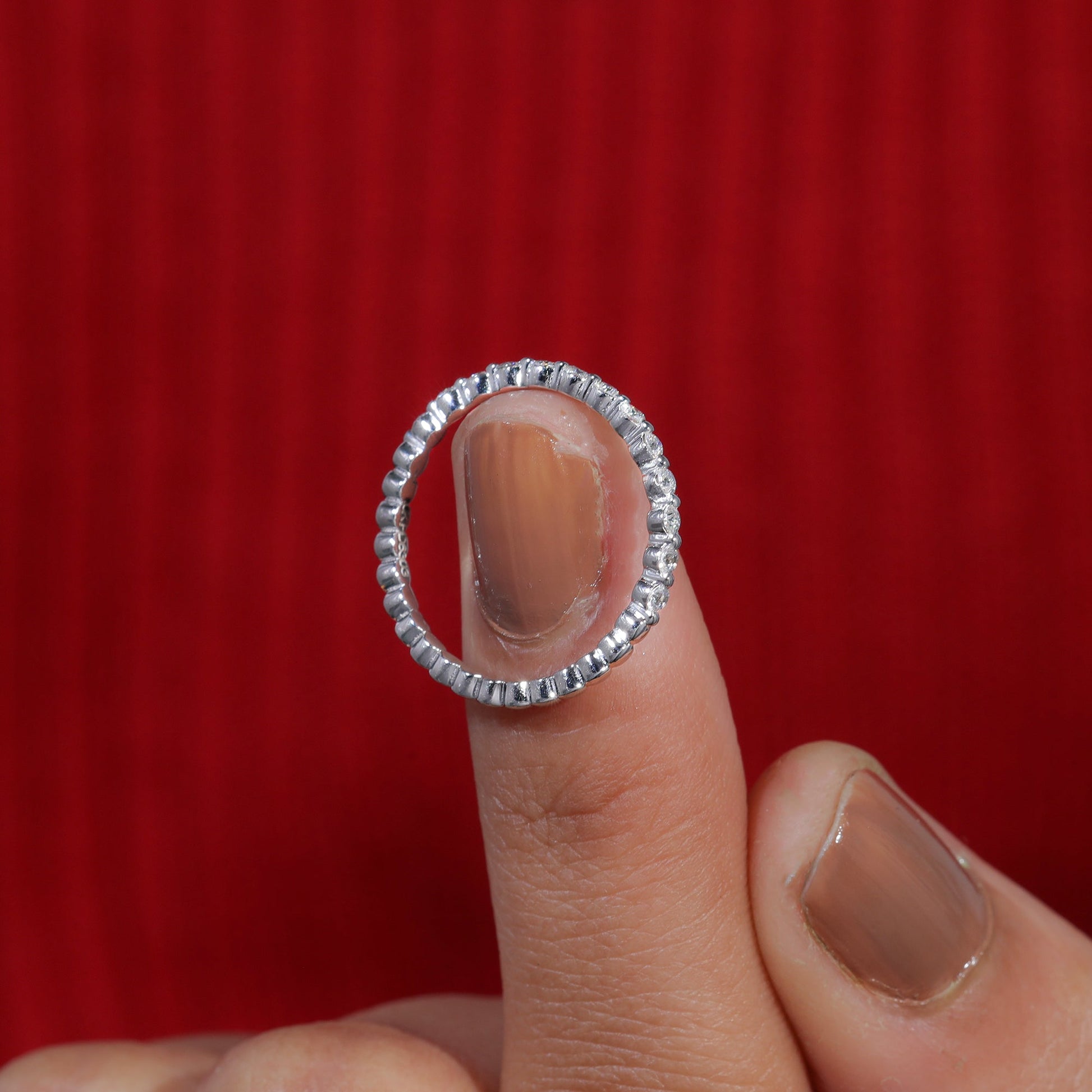 Round Cut Moissanite Shared Prong Set Wedding Band