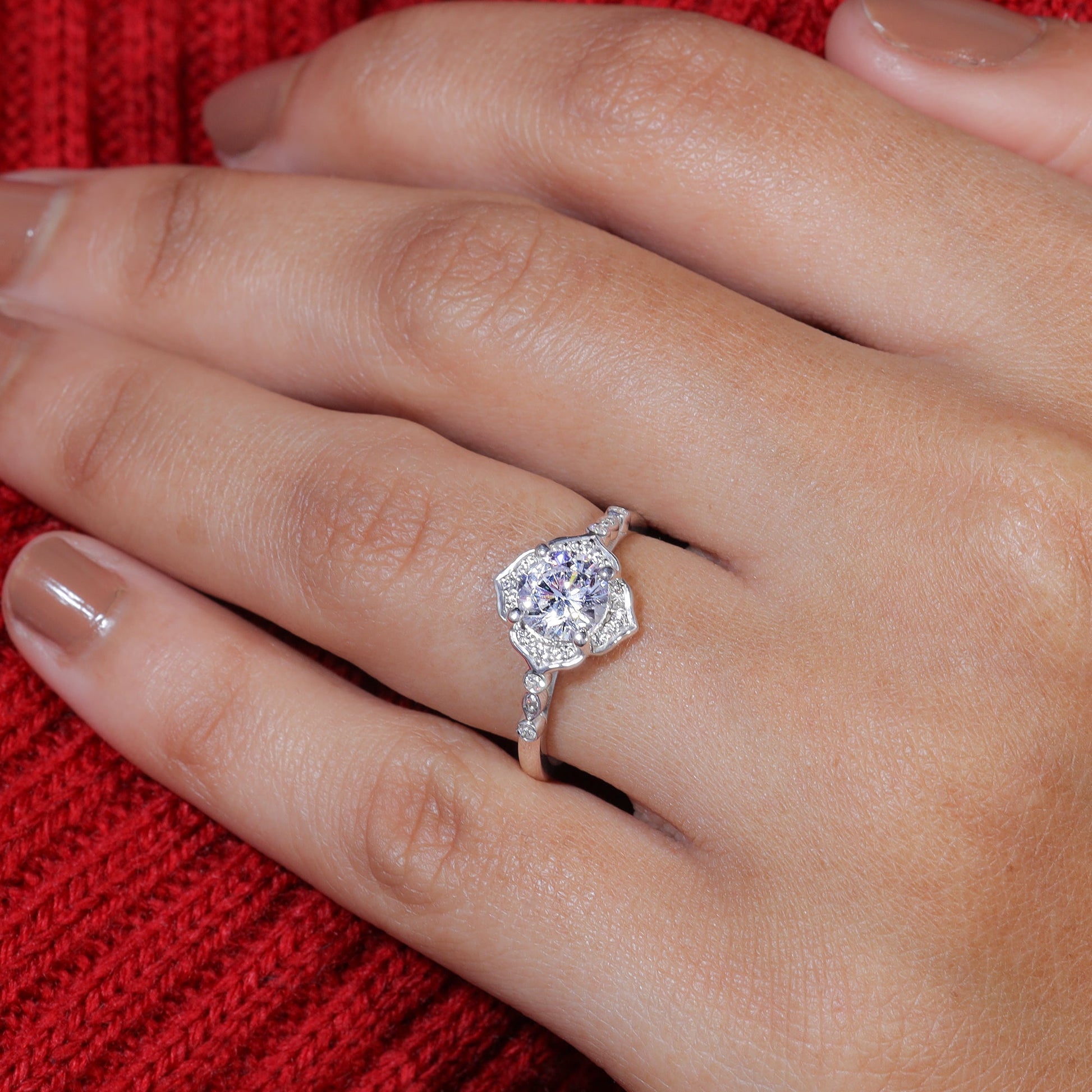 Flower Set Round Cut Moisaanite Unique Halo Engagement Ring