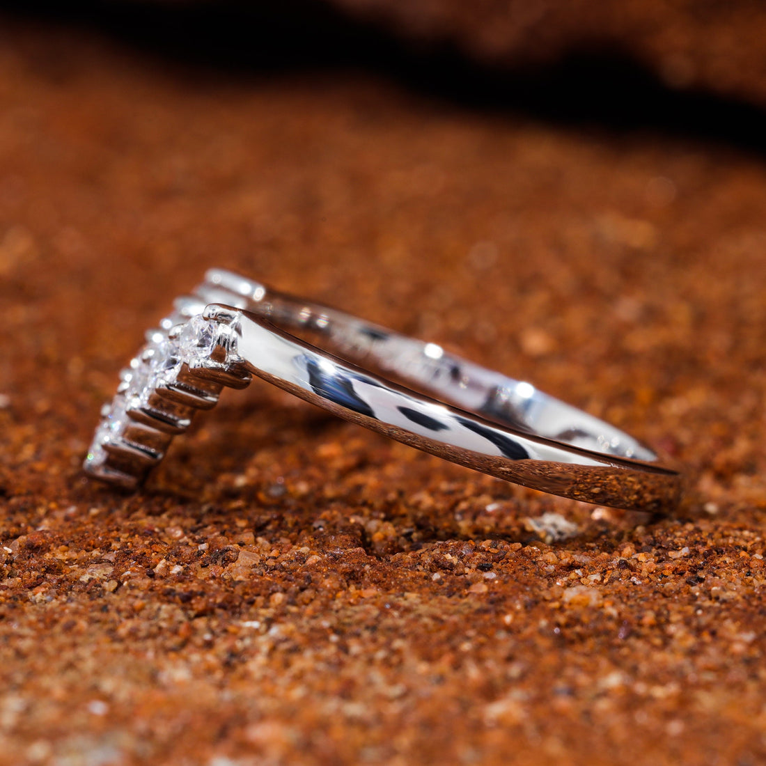 Round Cut Moissanite Chevron Matching Wedding Band