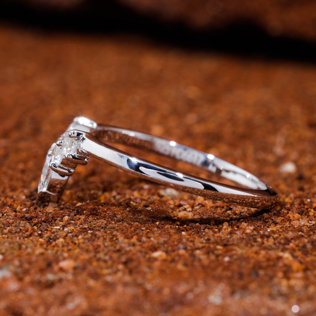 Round & Marquise Moissanite Set Curved Vintage Wedding band