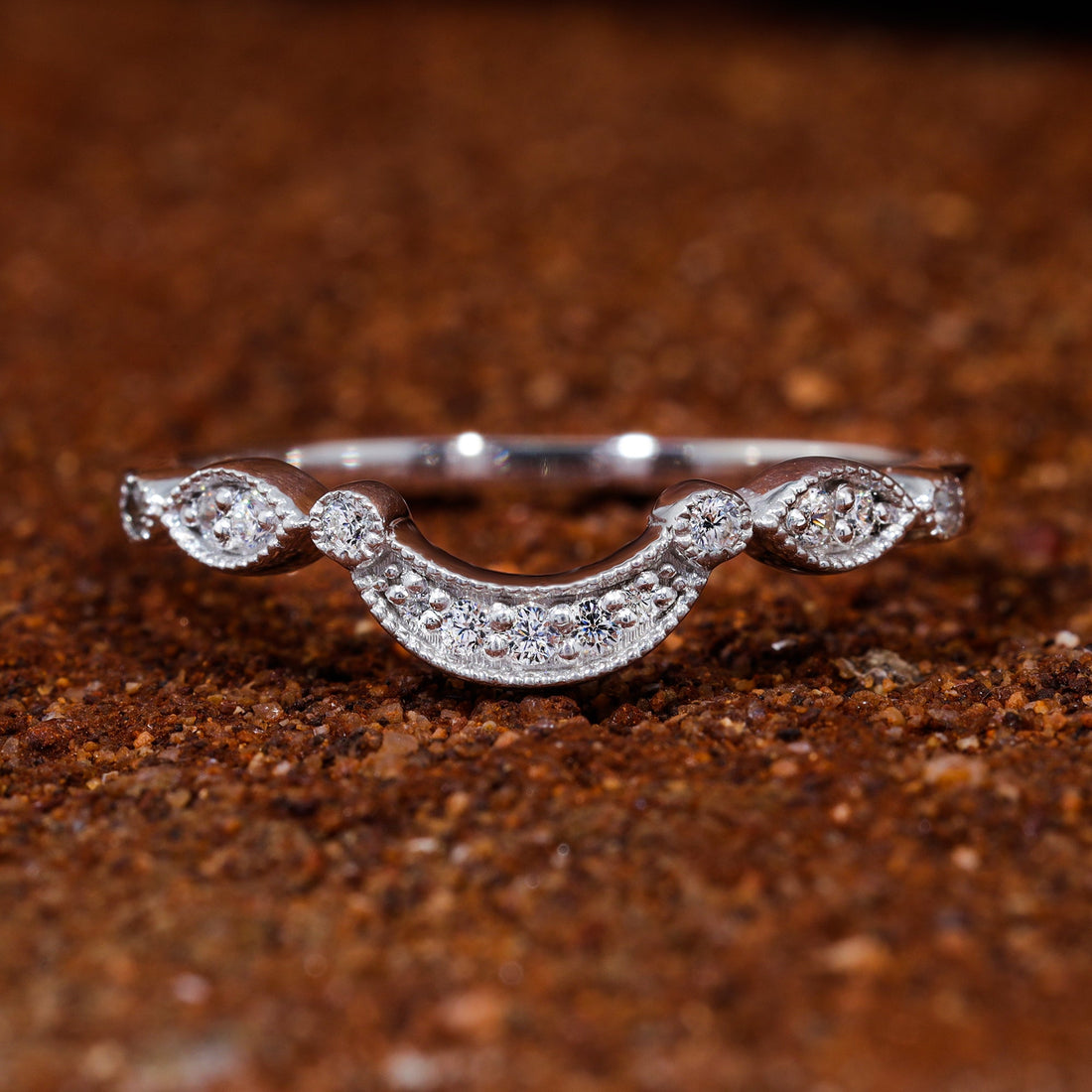 Round Moissanite Vintage Curved Matching Wedding Band
