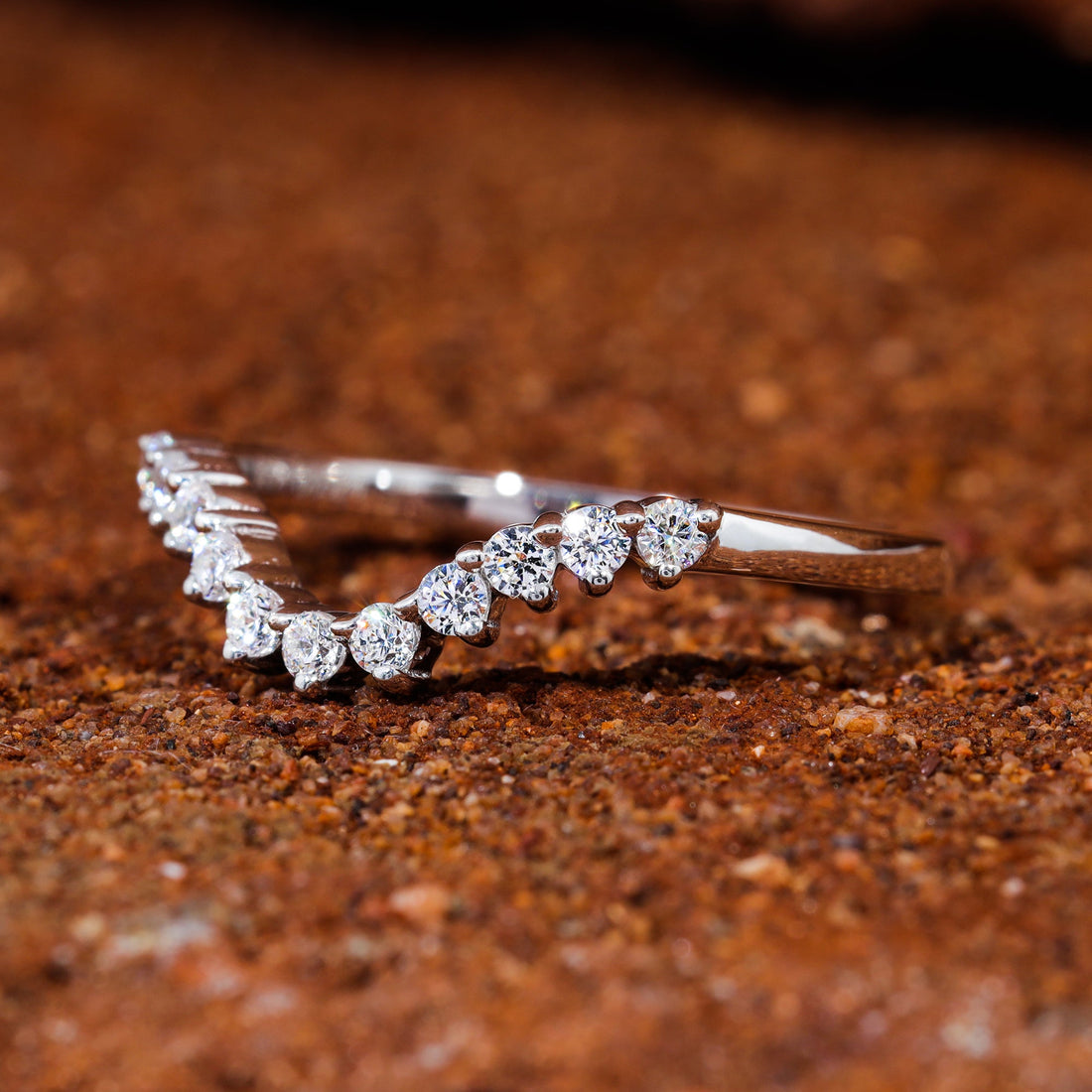 Round Moissanite Curved Dainty Wedding Band