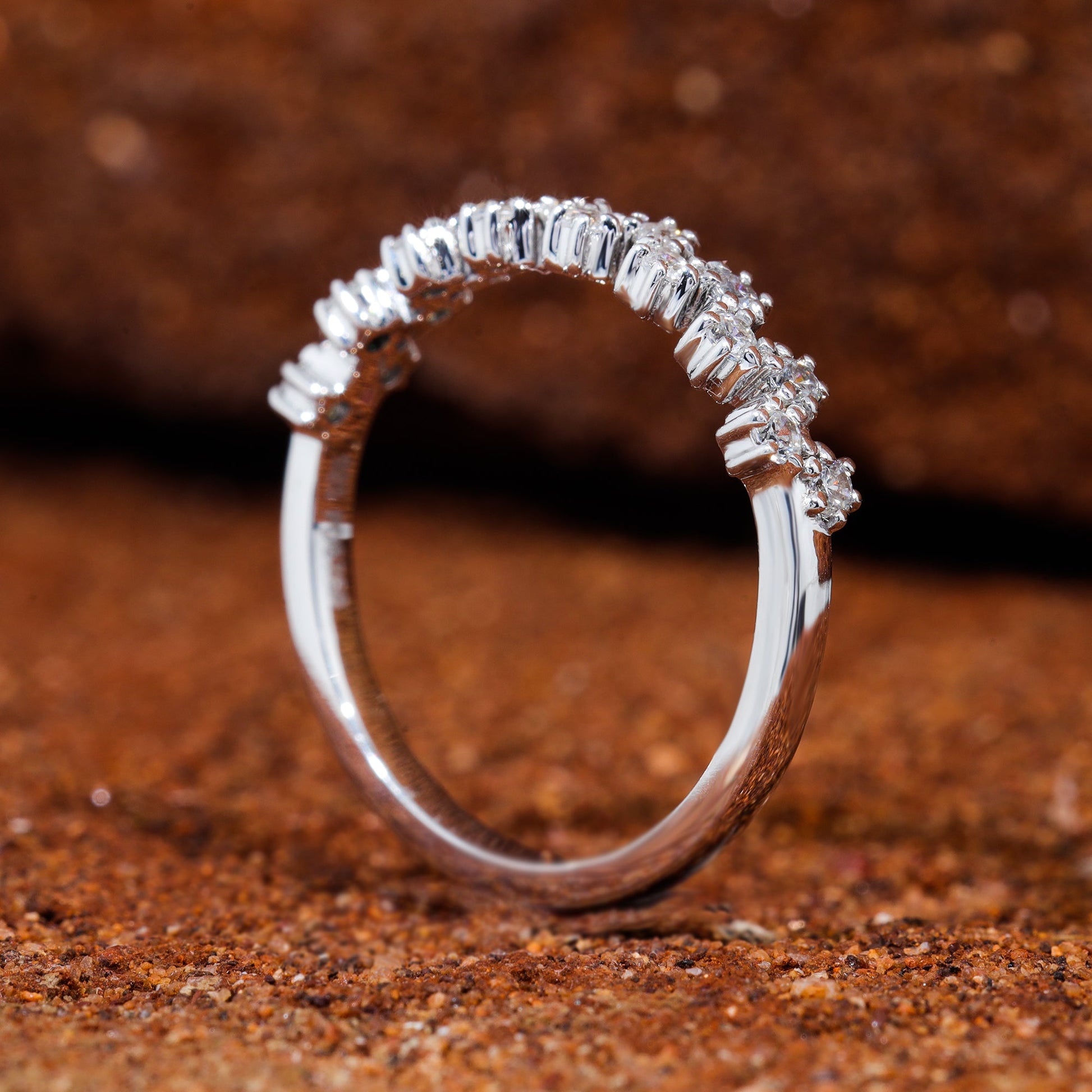Round Moissanite Set Zig Zag Wedding Band