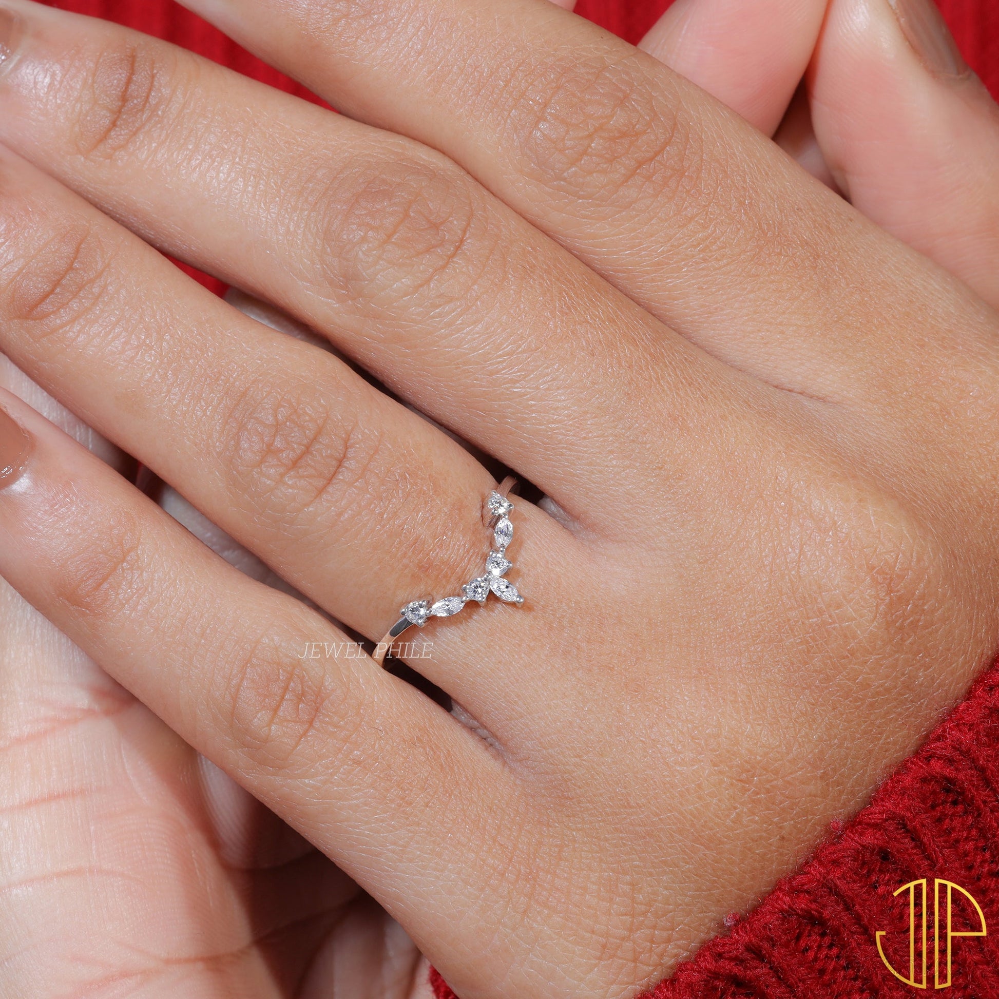 Moissanite Set Chevron V Shape Matching Wedding Band