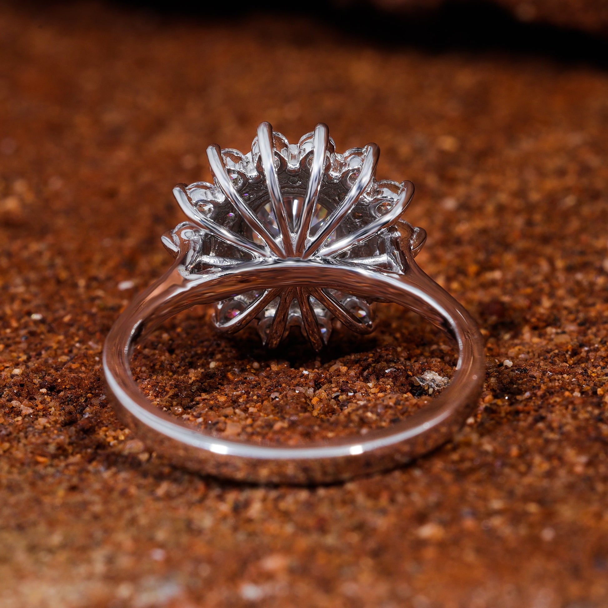 Brilliant Round Cut Moissanite Unique Wedding Rong