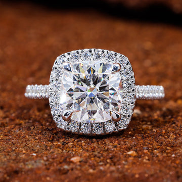 Cushion Cut Moissanite Halo Set Engagment Ring