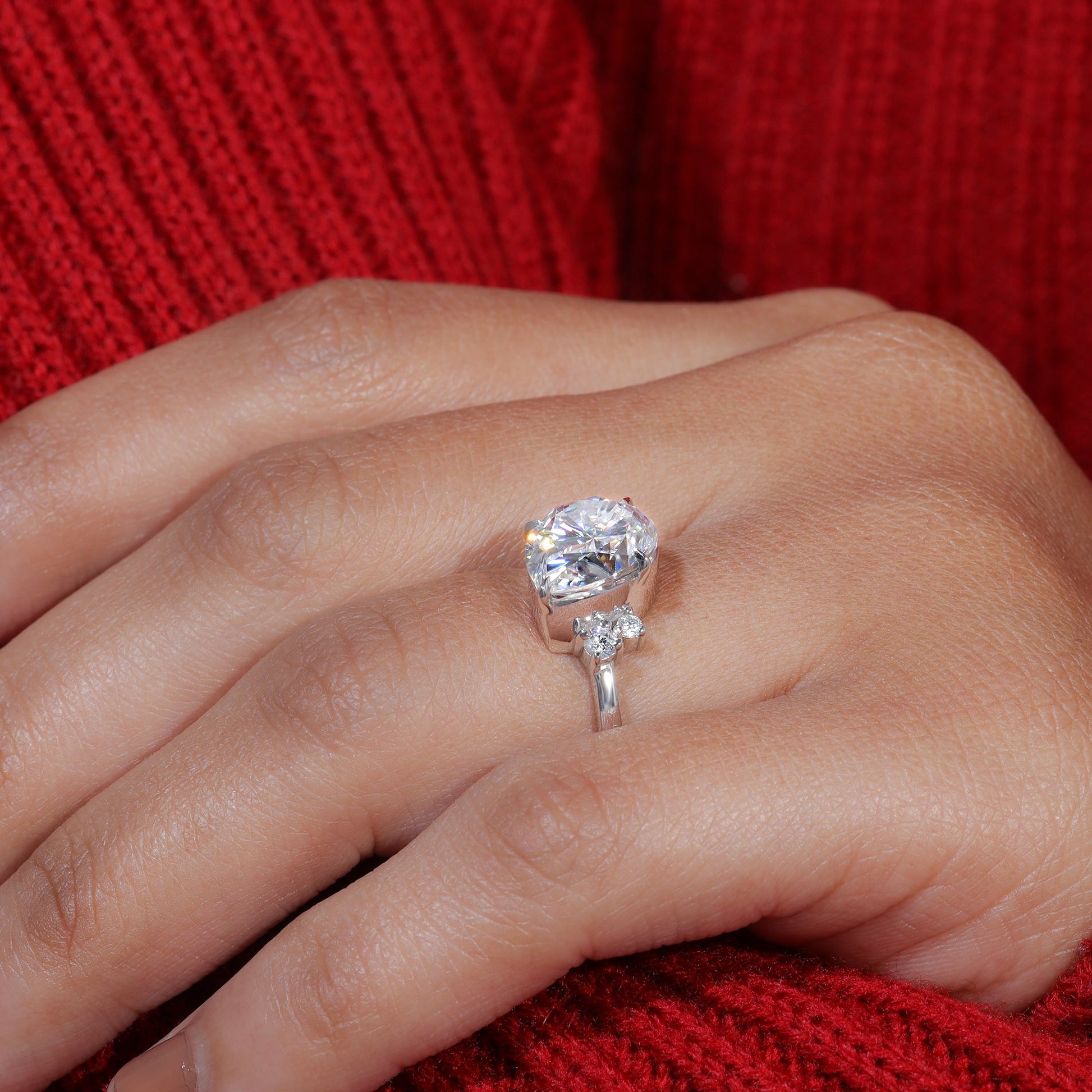 Compass Prong Set Pear Cut Moissanite Engagemnt Ring