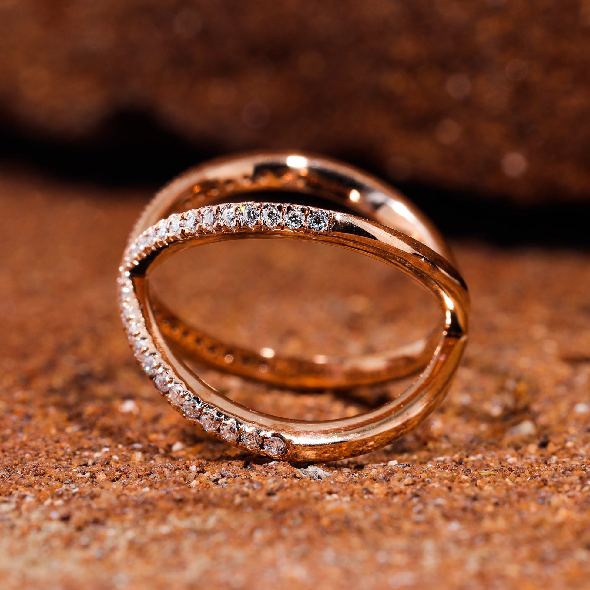 Round Moissanite Set Criss Cross Dainty Ring