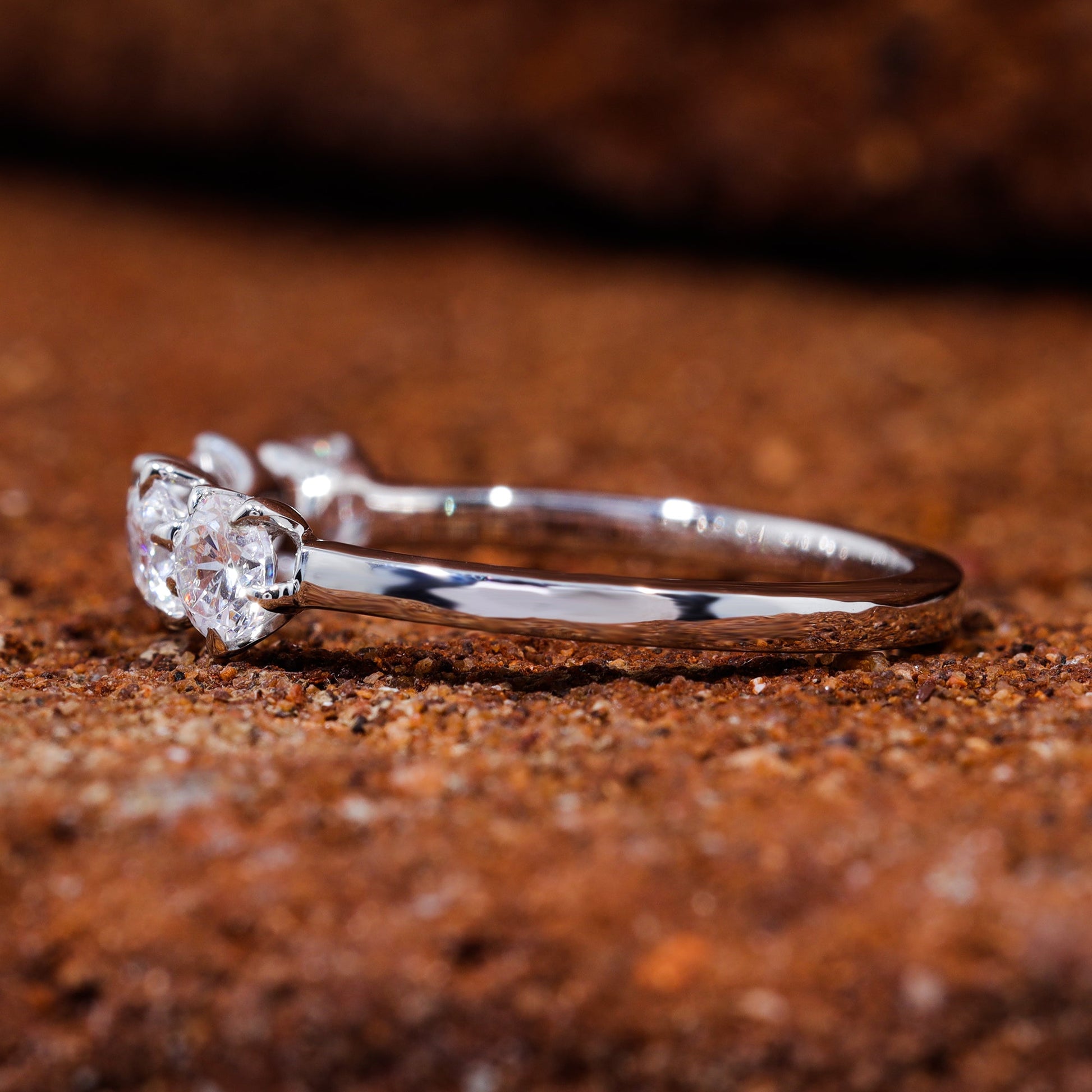 5-Prong Set Round Moissanite 5 Stone Wedding Band