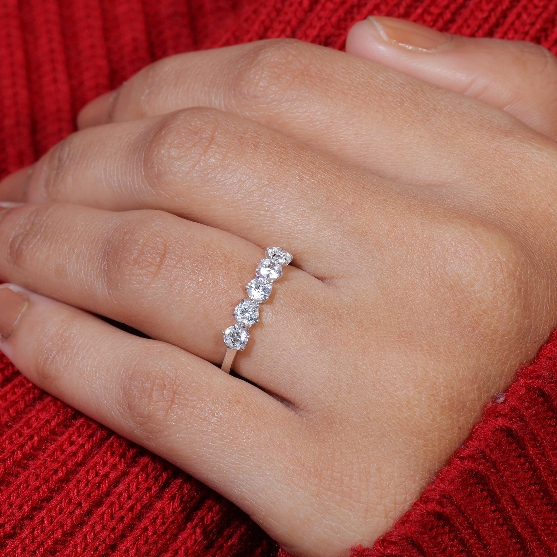 5-Prong Set Round Moissanite 5 Stone Wedding Band