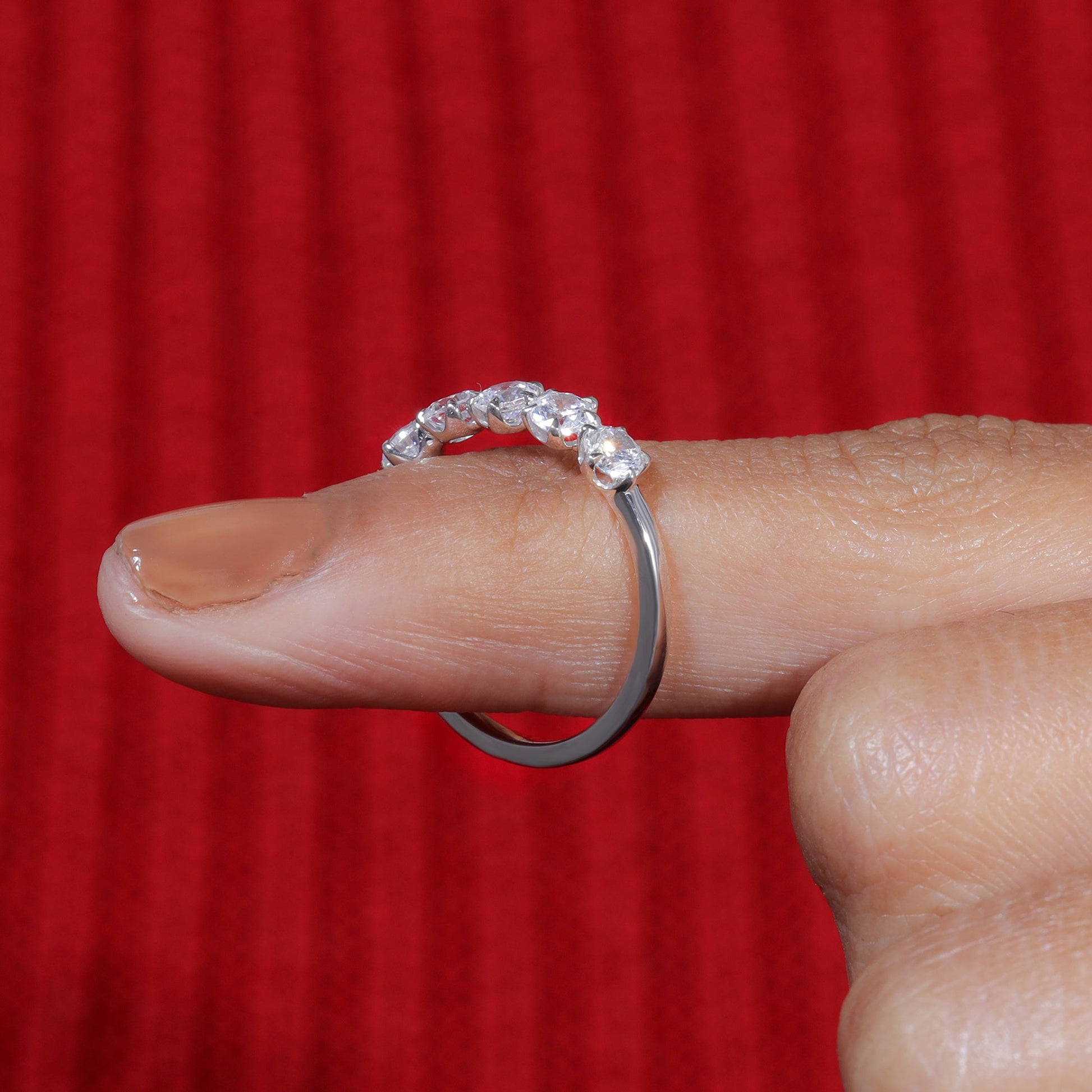 5-Prong Set Round Moissanite 5 Stone Wedding Band