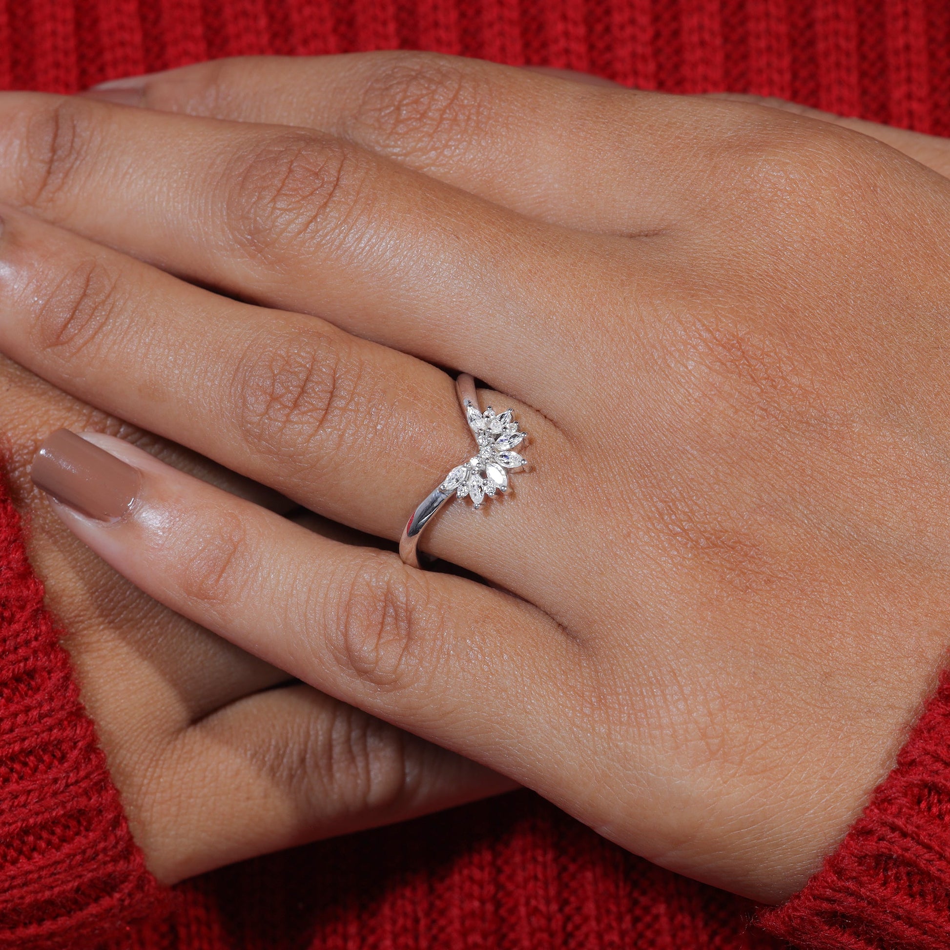 Marouise & Round Moissanite Crown Shape Matching Wedding Band