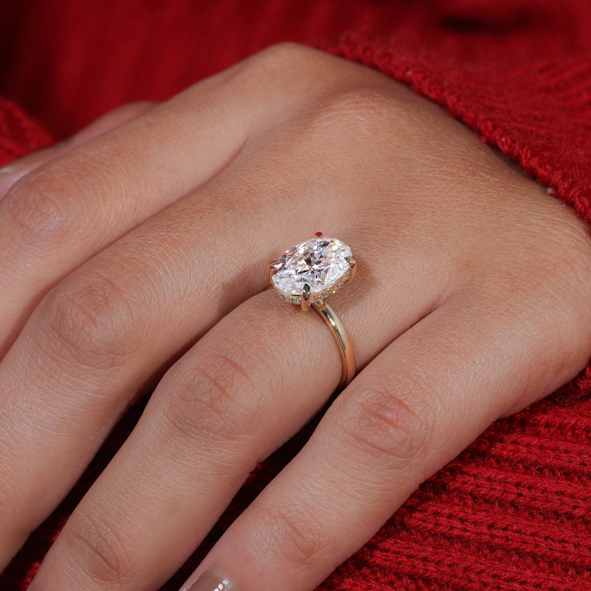 Oval Cut Moissanite Classic Engagement Ring
