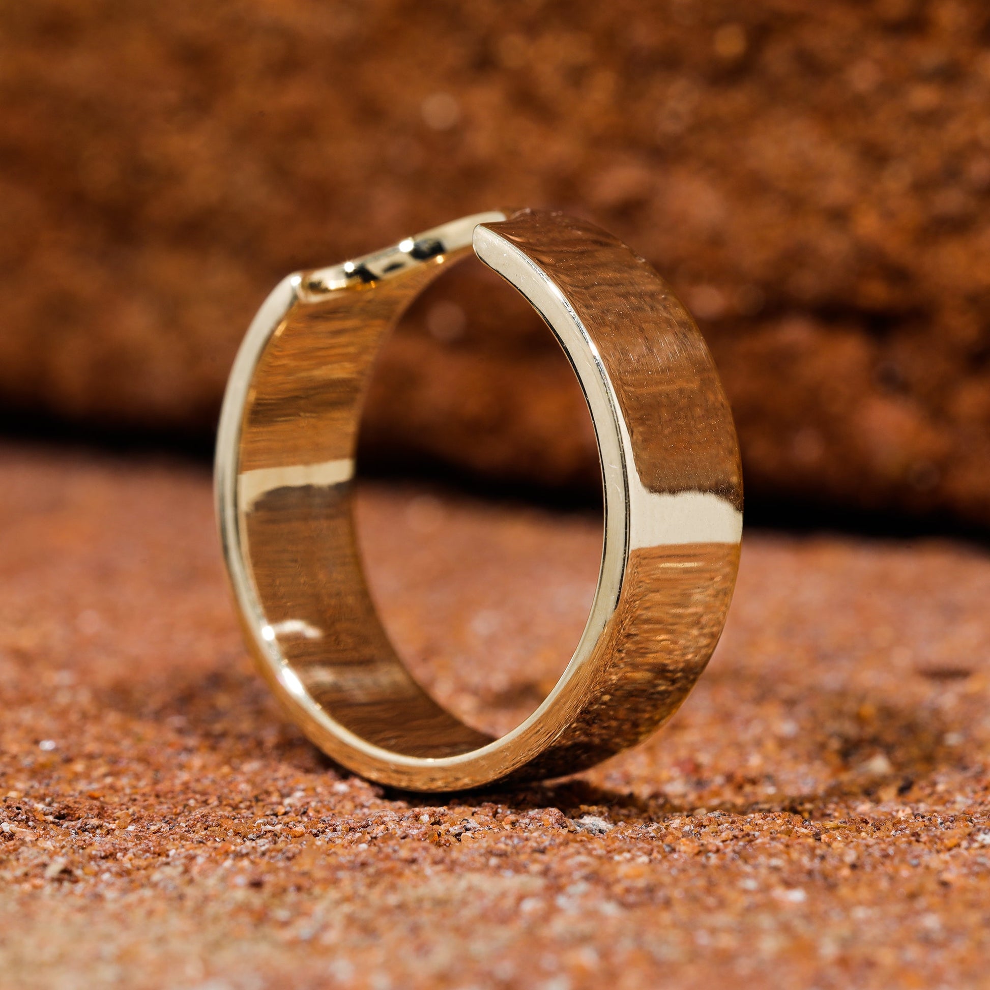Classic Curved Wedding Band