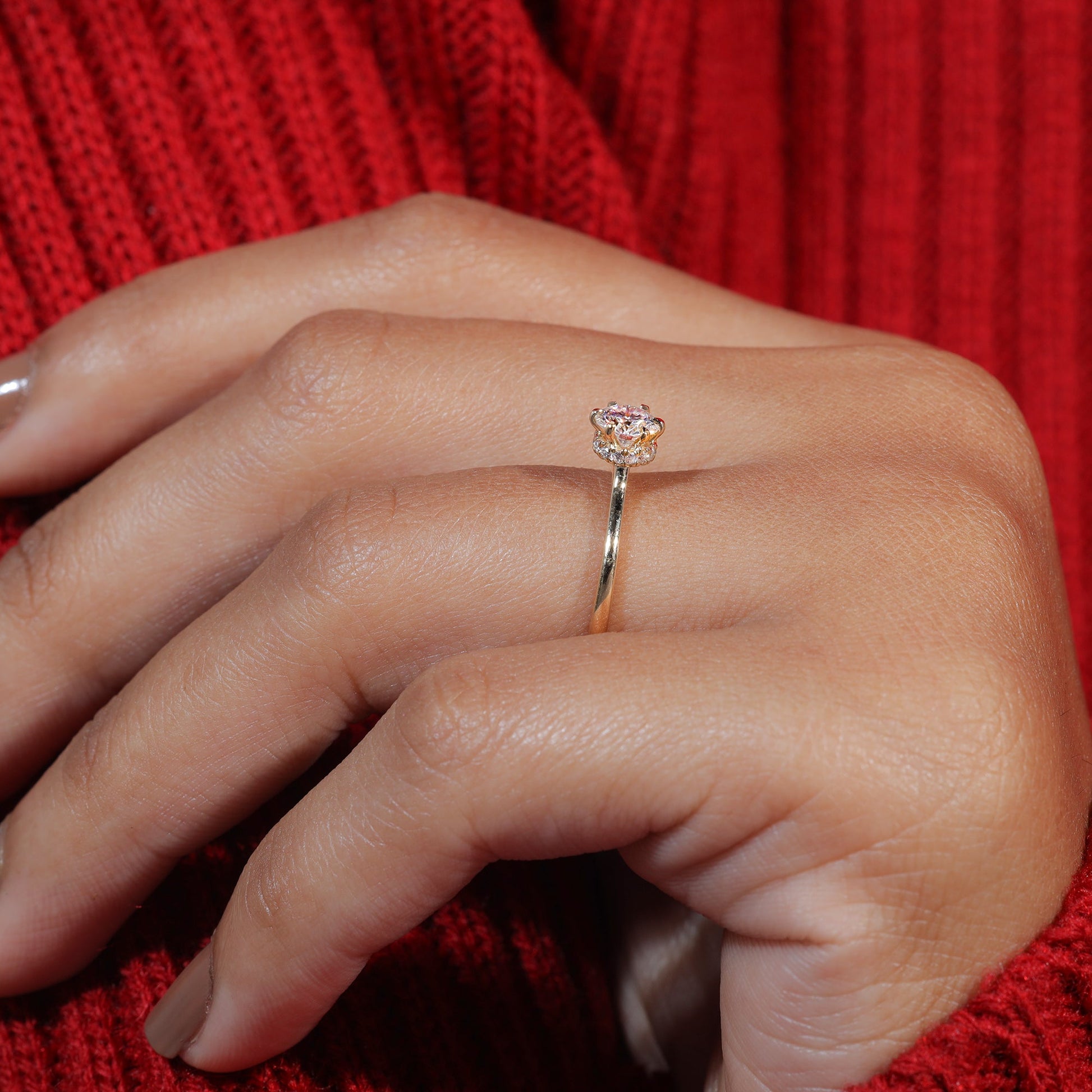 Brilliant Round Cut Moissanite Classic Engagement Ring
